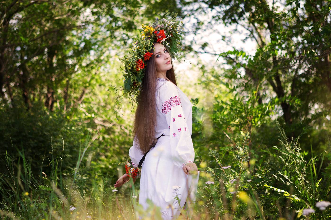 Slavic girls brings the glow — live moments in Osaka