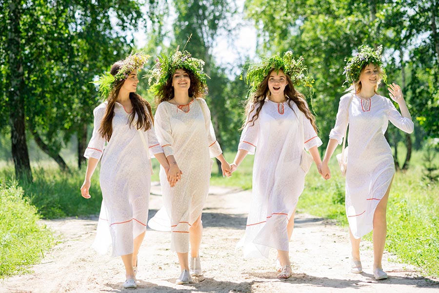 A cozy shot with Slavic girls — straight from Osaka